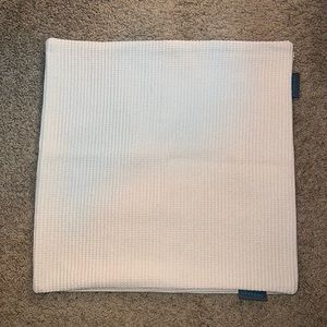 NWOT Lovesac pillow covers 20x20 (set of 2)